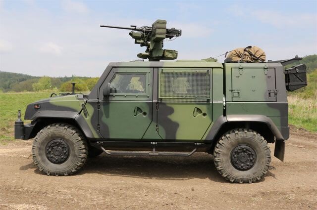    Что за итальянские бронеавтомобили Iveco LMV получили украинские военные?