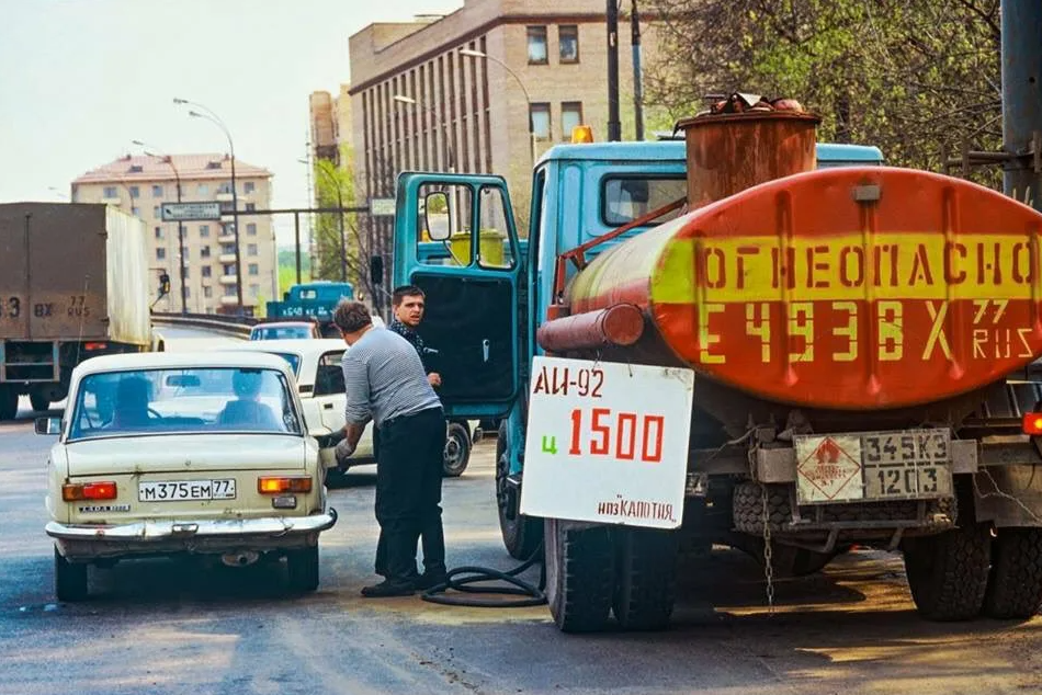 АРЕНДА. ПРОКАТ УКРАШЕНИЙ НА АВТОМОБИЛЬ. СВАДЕБНЫЕ АВТОМОБИЛИ НАПРОКАТ