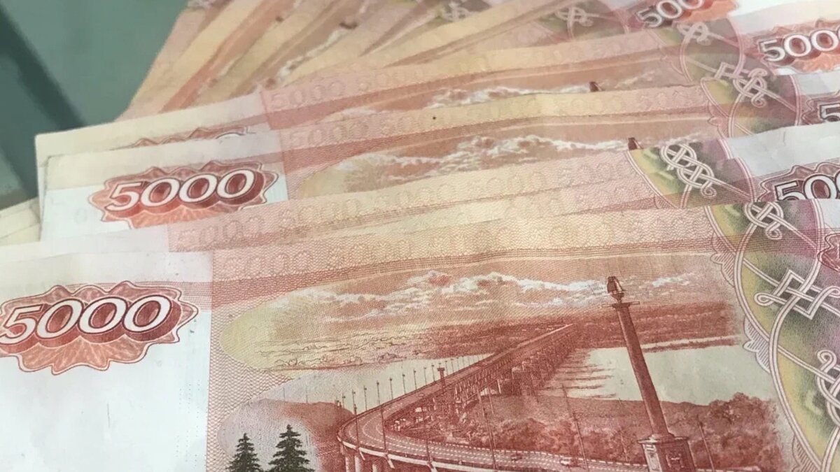     Экс-директора компании «ТрансАгро» приговорили к четырем годам колонии общего режима за мошенничество в особо крупном размере. Об этом сообщил старший помощник прокурора РТ по взаимодействию со СМИ Руслан Галиев.