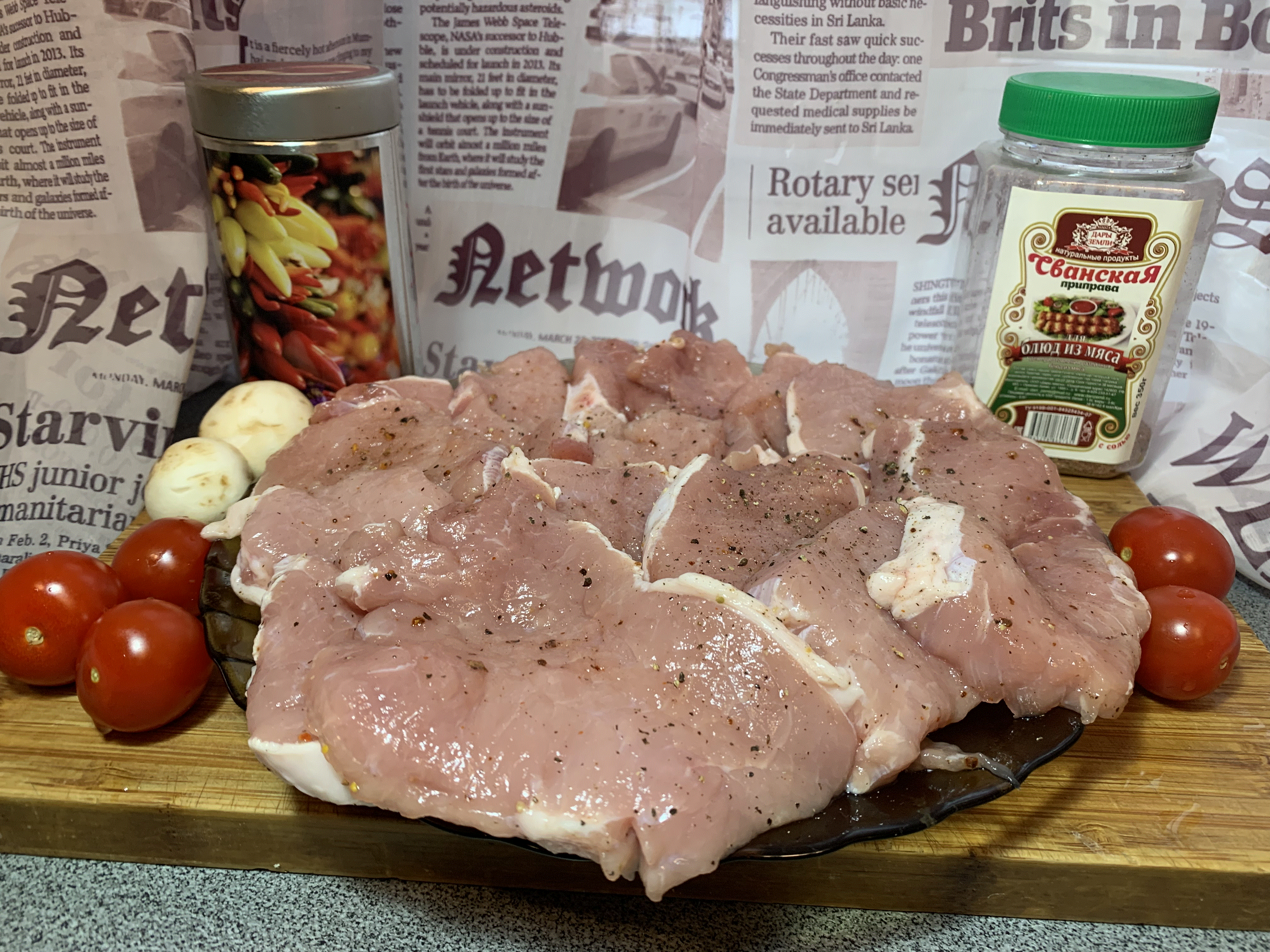 Оставляем мясо промариноваться.