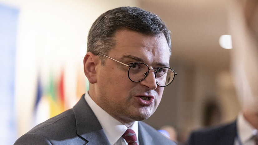   globallookpress.com Lev Radin/Keystone Press Agency