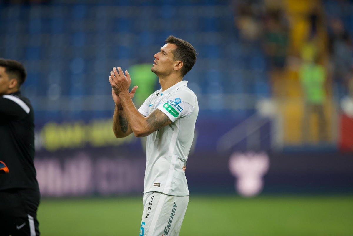 Ловрен на матче Ростов - Зенит.