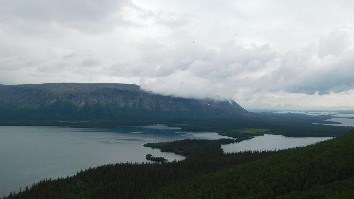 Сейдозеро и Ловозеро