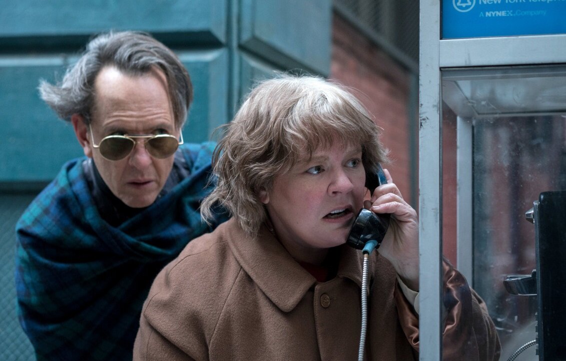 кадр из фильма "Сможете ли вы меня простить?"