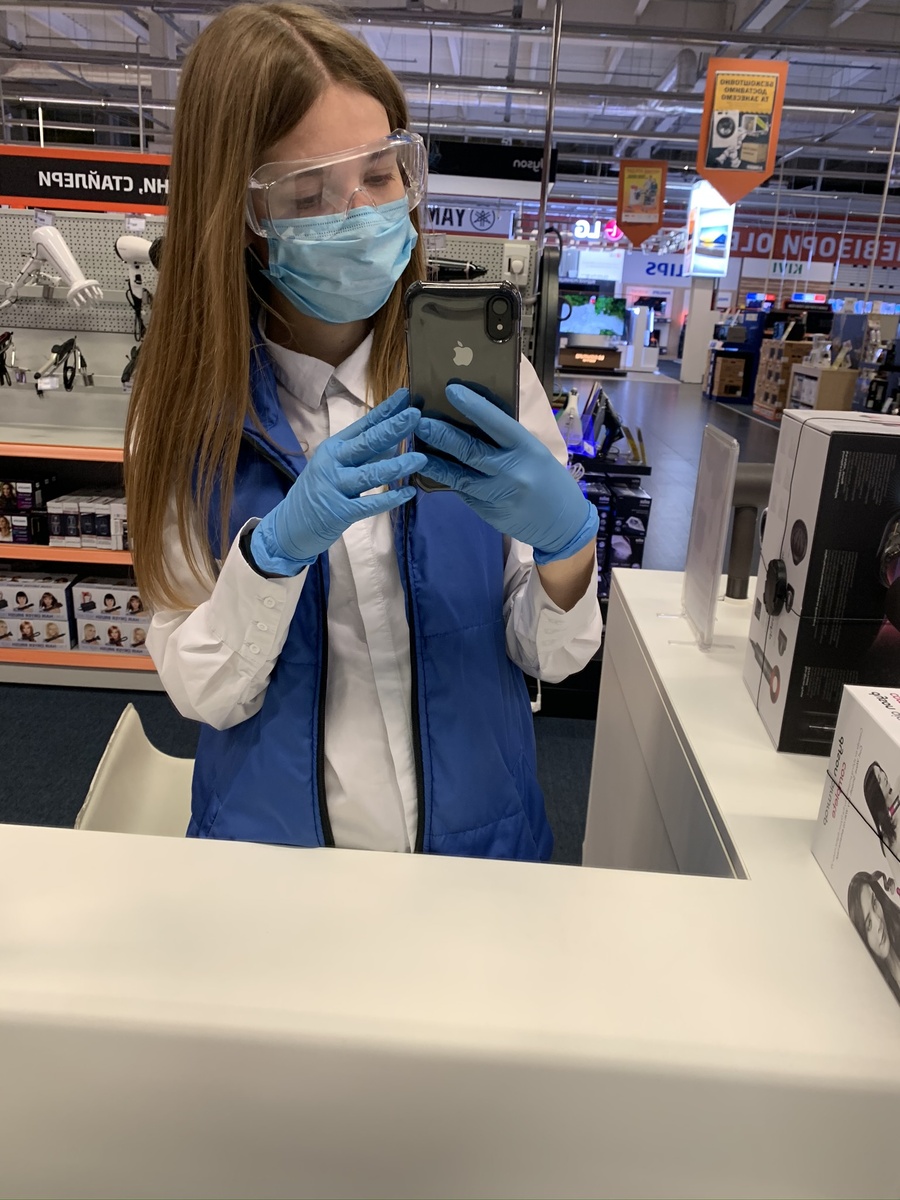 Работать в таком костюме очень непривычно😭