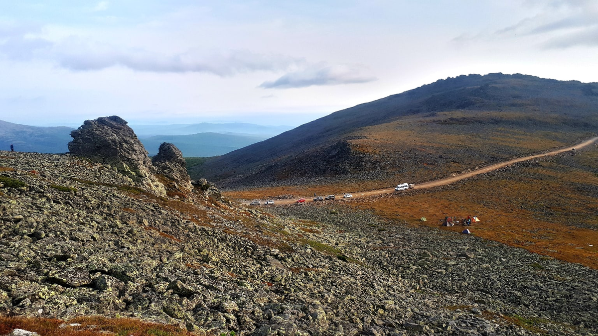 Ну а для российских туристов из зарубежных курортов доступны лишь турецкие и абхазские
