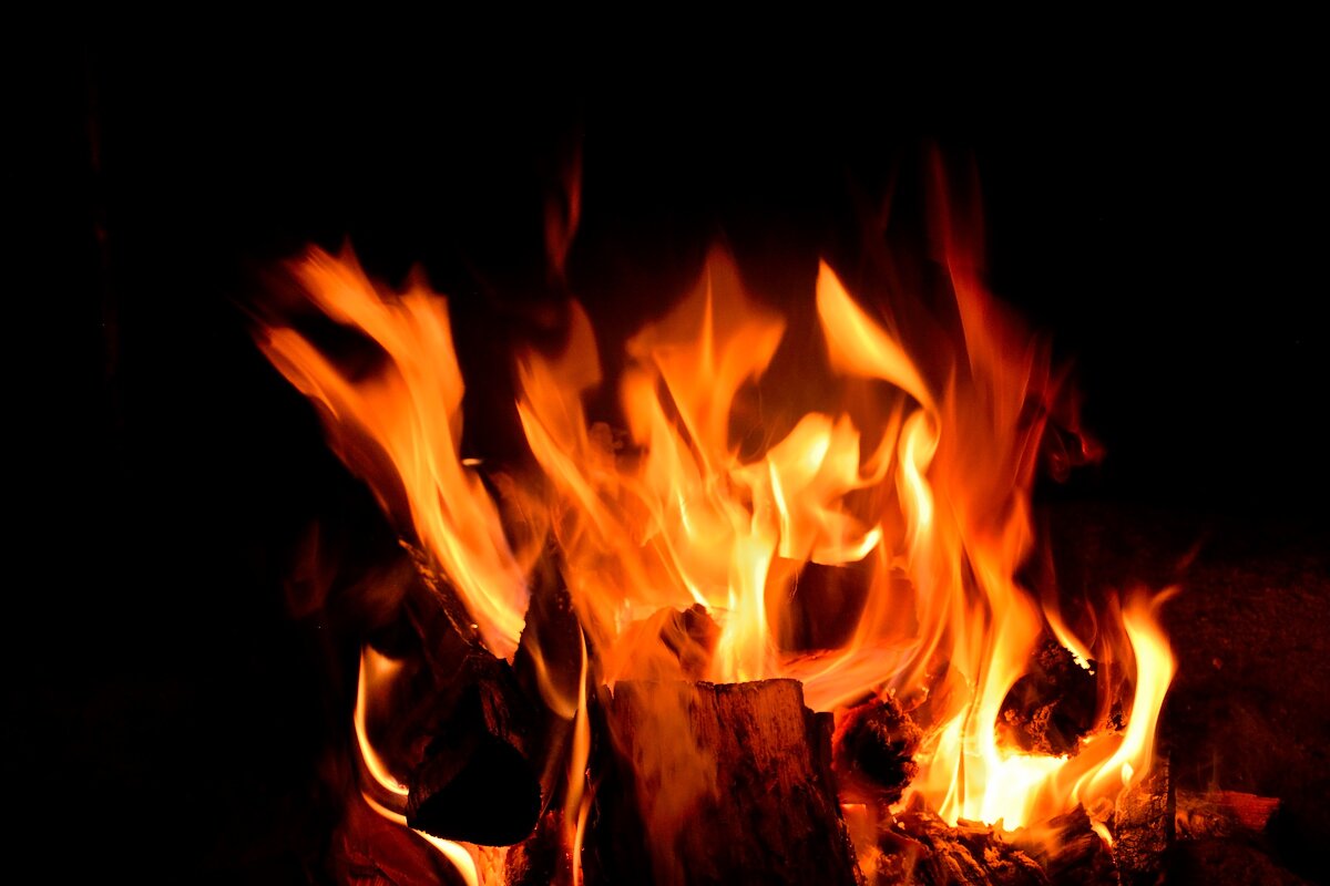 Пламя костра