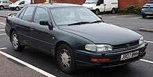 Toyota Camry третьего поколения (1991—1994)
