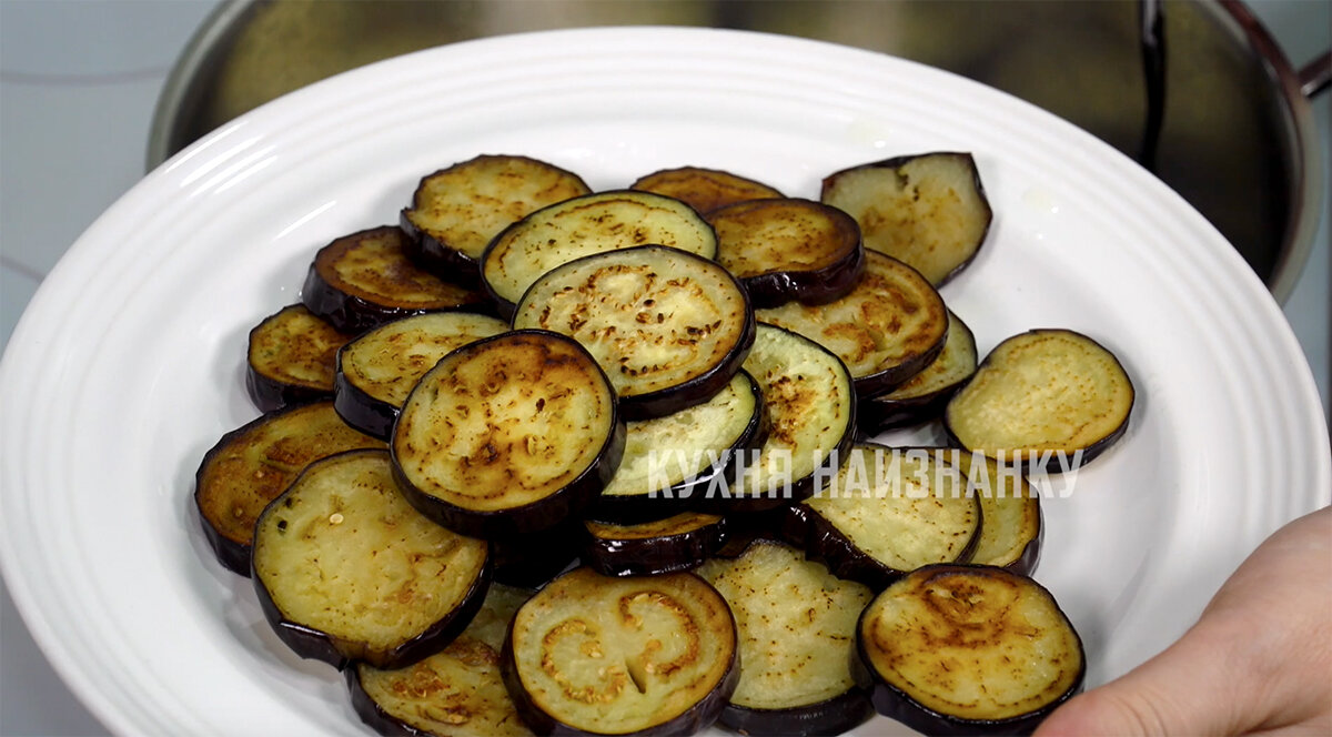 Кухня наизнанку баклажаны на зиму в духовке. Кухня наизнанку баклажаны на зиму в духовке. Блюдо из баклажан на пару. Рецепты баклажанов на зиму самые вкусные. Кухня наизнанку баклажаны.