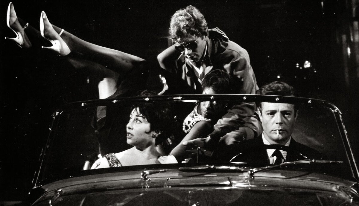 Кадр из фильма "Сладкая жизнь"