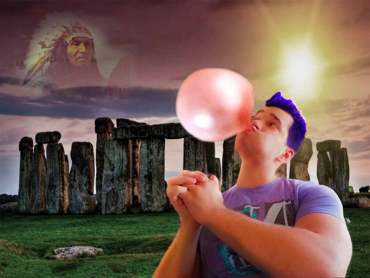 Коллаж выполнен в программе редактирования. На фото Я!