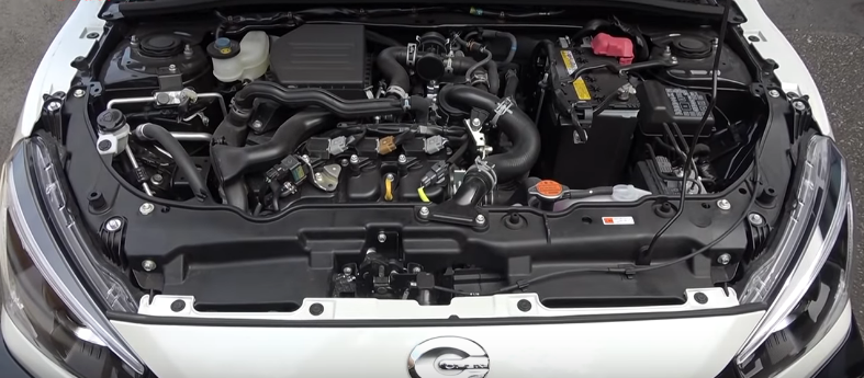 Внешний вид двигателя кабриолета Copen GR Sport.