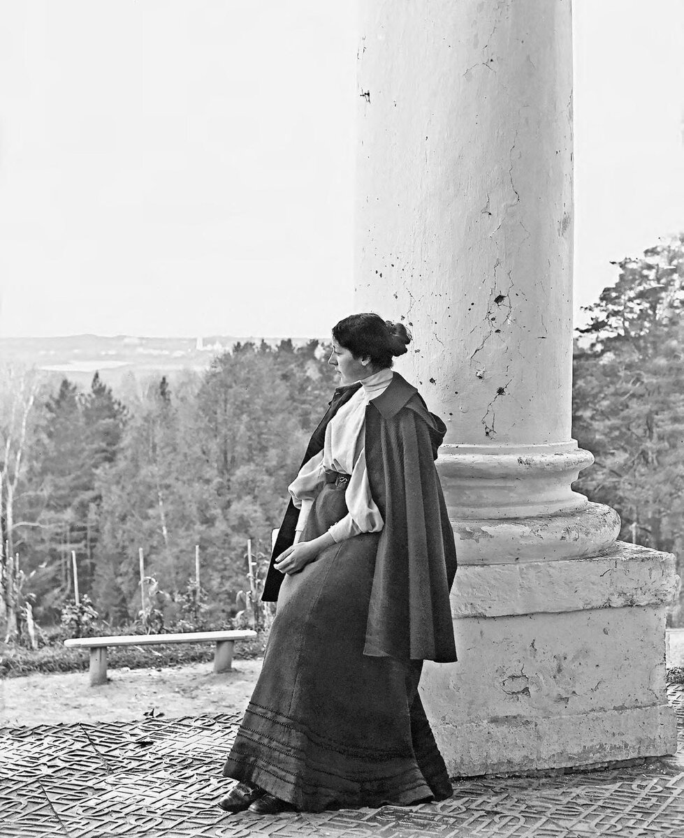 М.В. Якунчикова-Вебер. Подмосковье (Введенское ?). 1897
Негатив на стекле. 11,9 × 8,9. Фото: Л.Н. Вебер
© ОР ГТГ