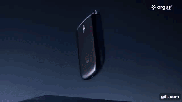 флип служит напоминанием о том, откуда родом модель Razr 5G