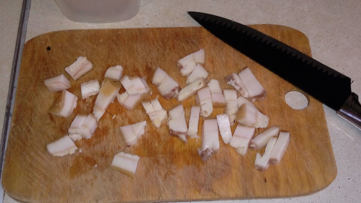 Режем сало брусочками