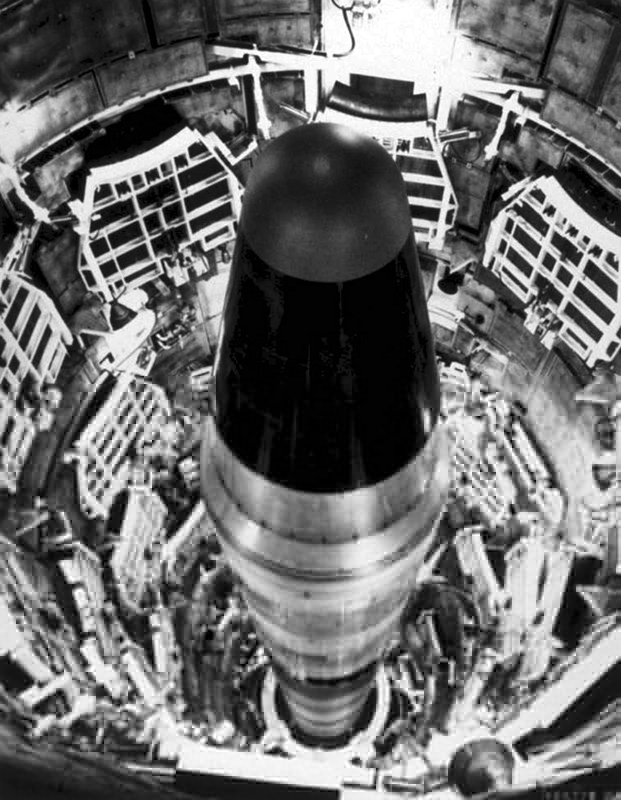 Ракета Titan II в стартовой шахте.