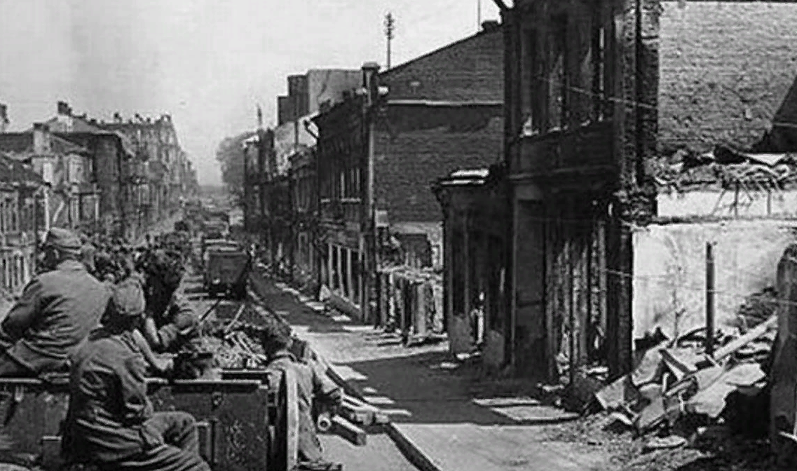 Центральная улица Минска 1941 год