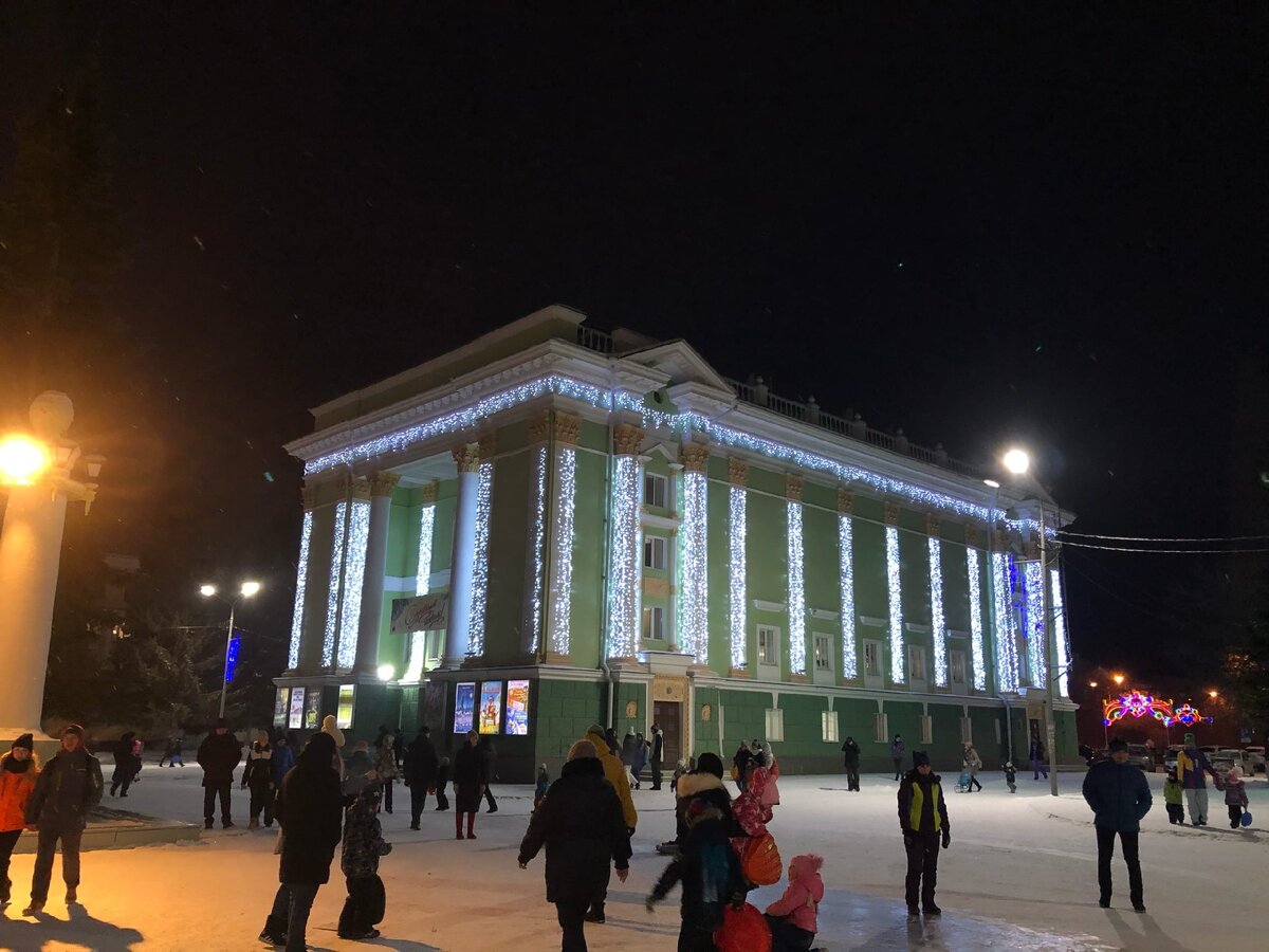 Площадь Металлургов 