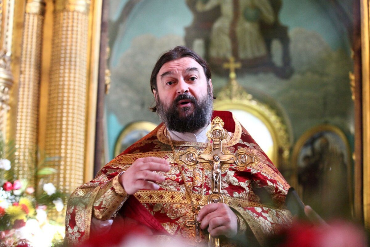 Андрей Ткачёв — протоиерей, писатель, телеведущий, блогер, проповедник, миссионер.