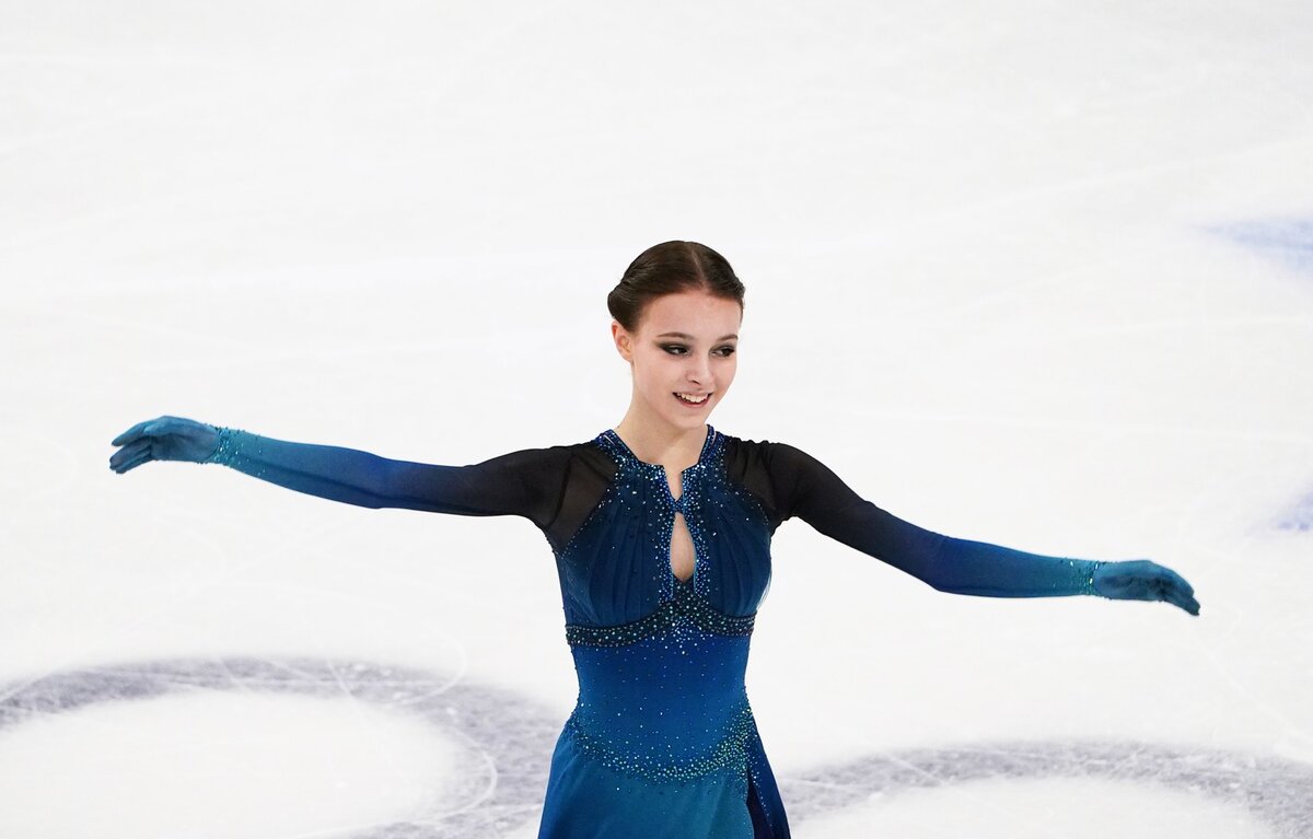 Чемпионка по фигурному катанию 2021 Анна Щербакова