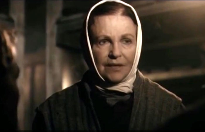 Наталья Фатеева в мини-сериале «Летящие по ветру листья»