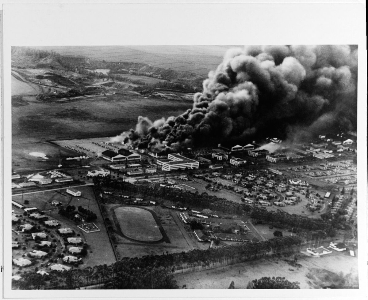 База вторая мировая. Атака на «пёрл‑Харбор», 7 декабря, 1941. Нападение на пёрл-Харбор 1941. Пёрл-Харбор нападение Японии. Атака Японии на Перл-Харбор 7 декабря 1941.
