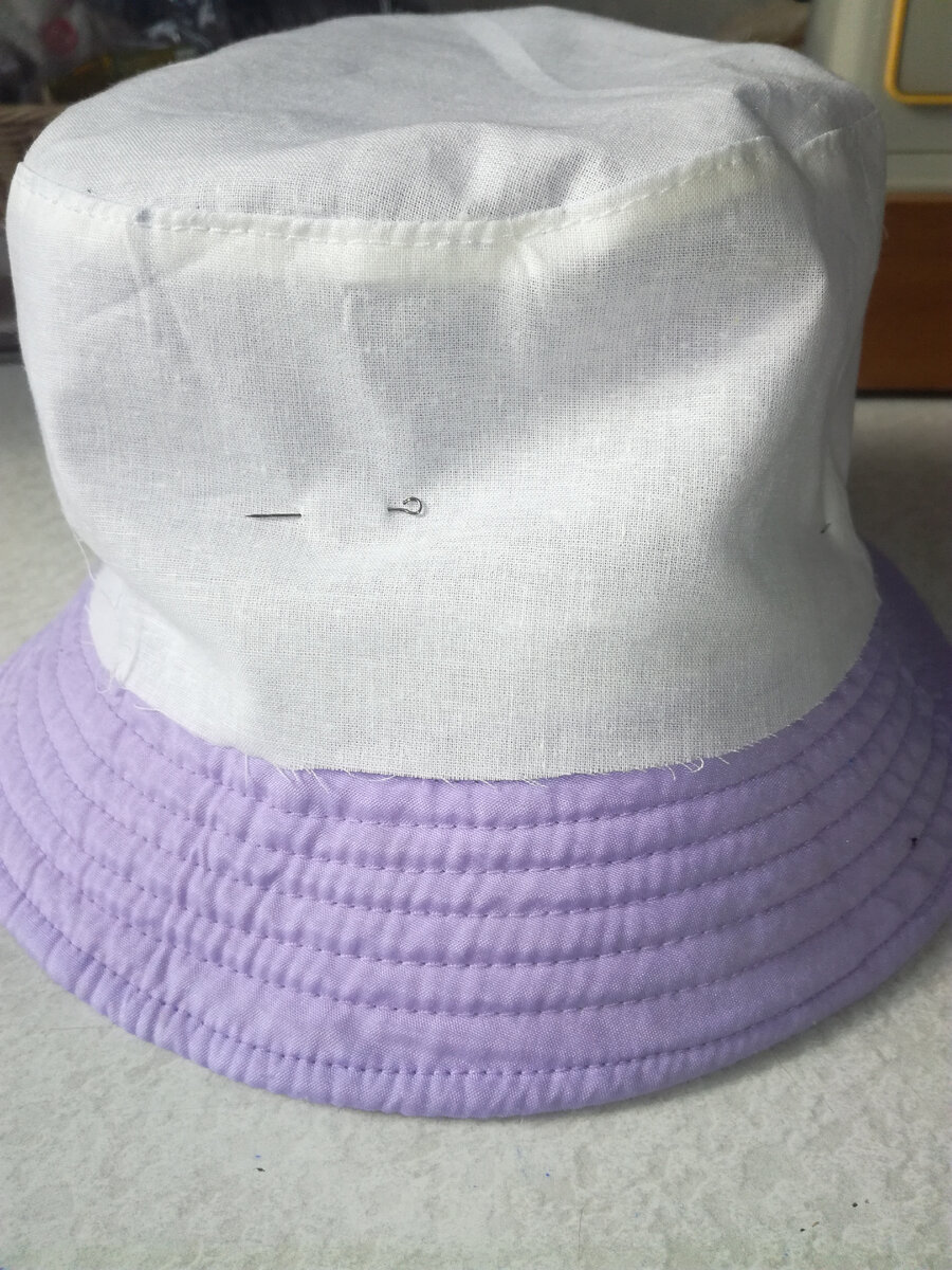 Фото MAMADIGEST. Сняла мерки с подклада, построила выкройку, сшила новый подклад из хлопчатобумажной ткани. Припуски отстрочила на тулью