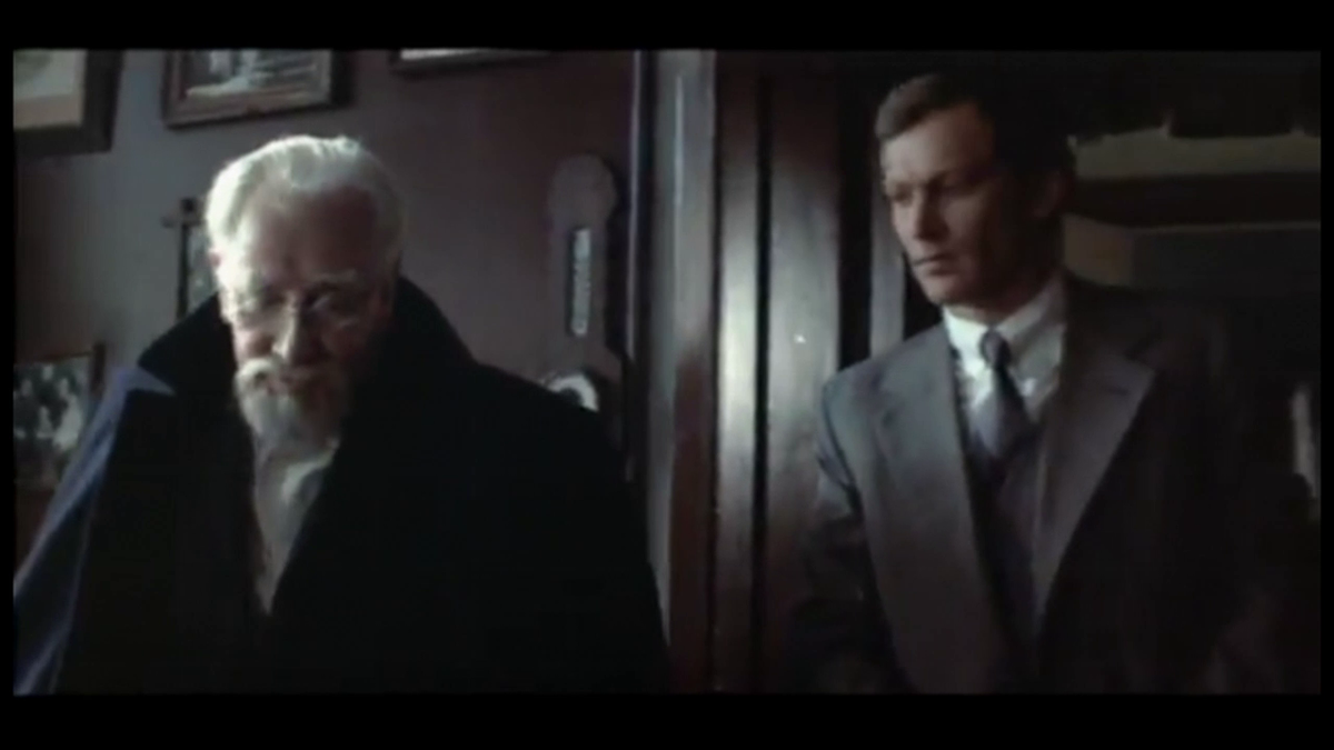 Кадр из х/ф "Бриллианты для диктатуры пролетариата", Таллинфильм, реж. Г.Кроманов, 1975 г.