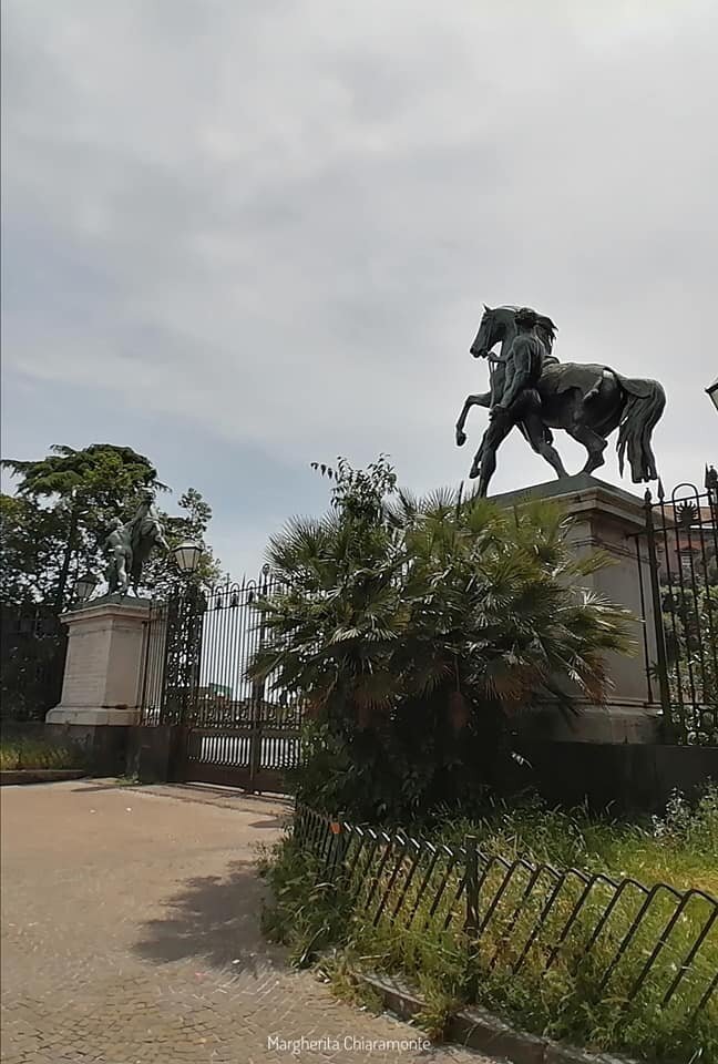 Восхитительные скульптуры вот уже почти два века на своём месте