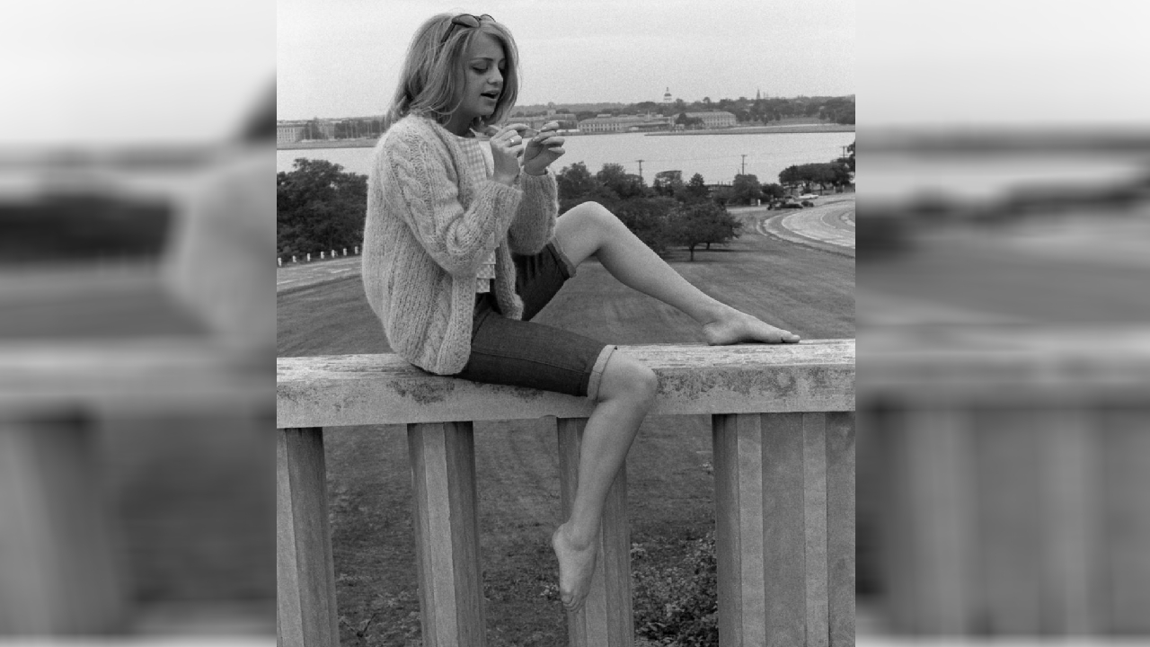 Как менялась мода на джинсы с 50-х по 90-е. Убедилась в том, что стиль тех лет возвращается и будет актуален ещё не один год5