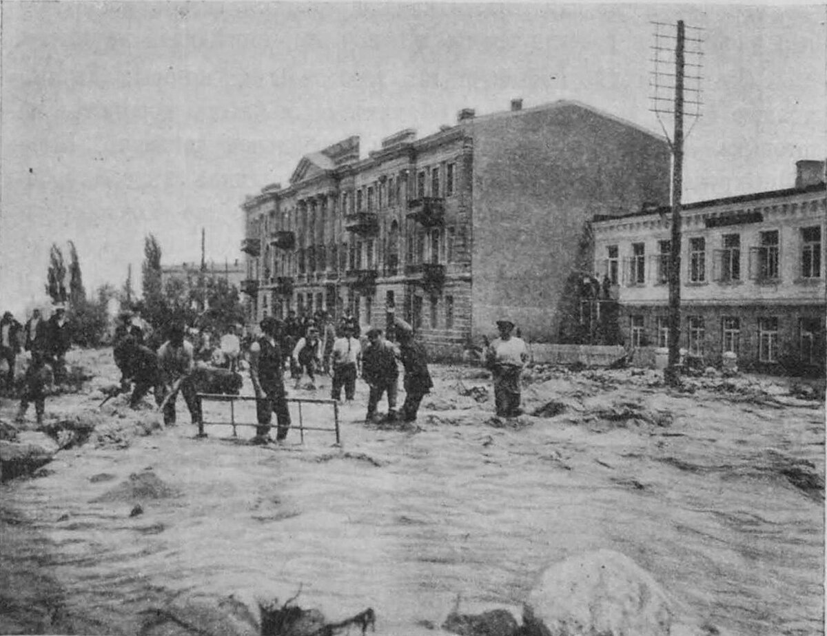 1912 год. Разлив реки Учан-Су