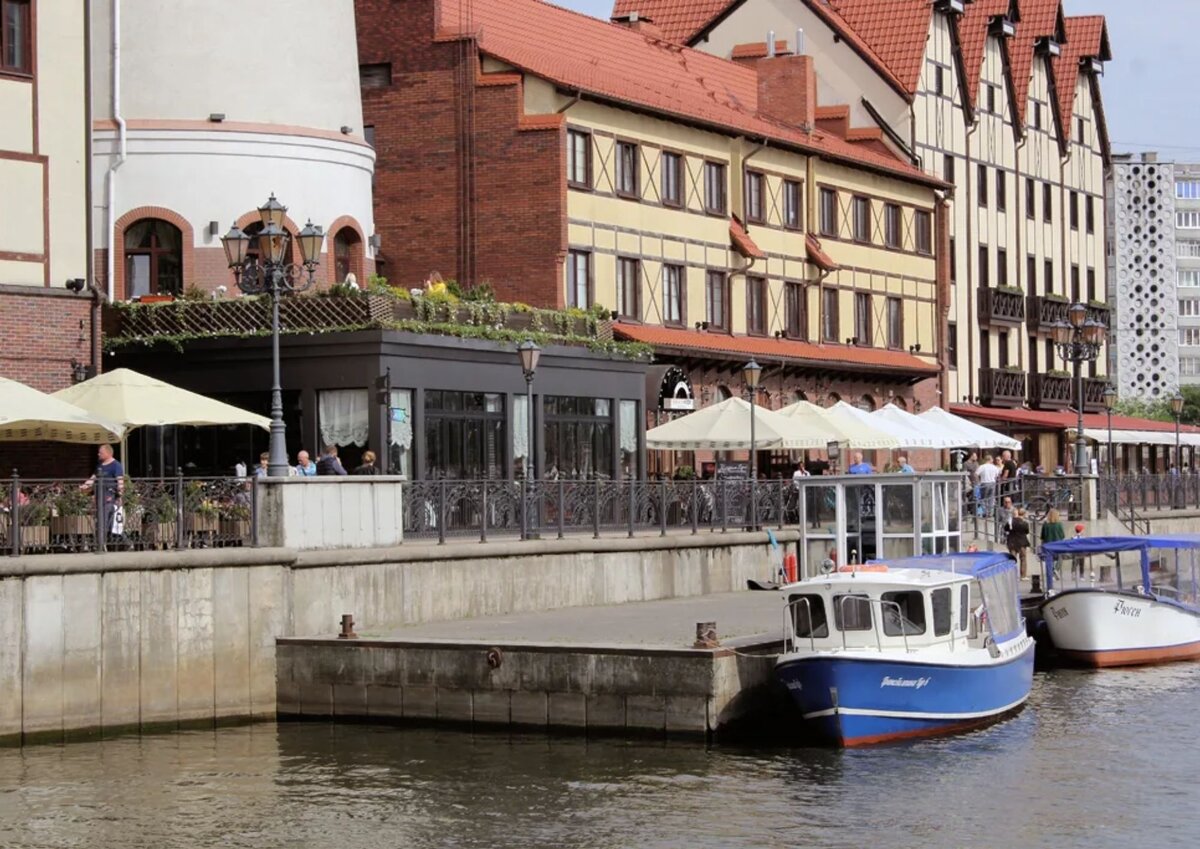 Рыбная деревня калининград отели. Рыбная деревня калининград рестораны. Хофбург ресторан калининград. Рыбная деревня калининград. Кайзерхоф ресторан калининград.