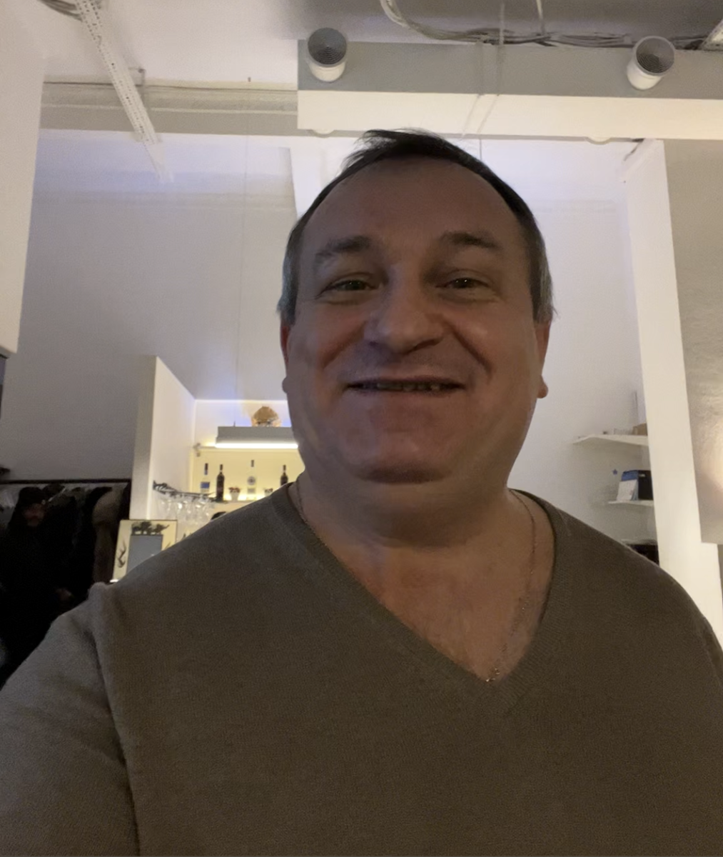 Автор и исполнитель Сергей Степанов