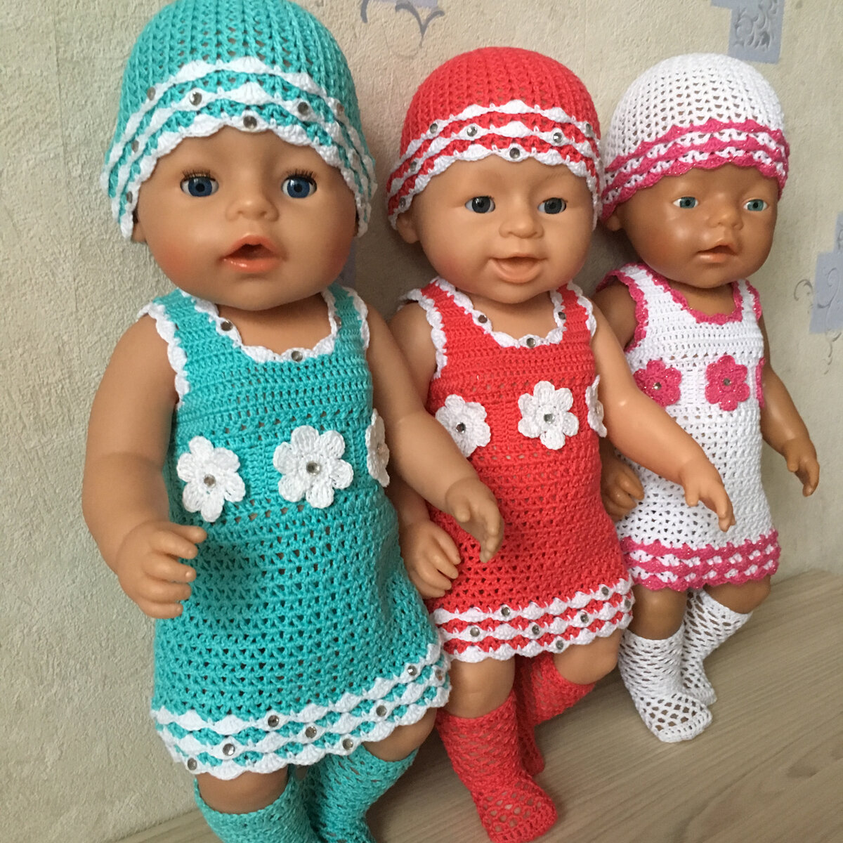 Вяжем Желтый берет для Беби Бона | Doll clothes, Crochet hats, Crochet