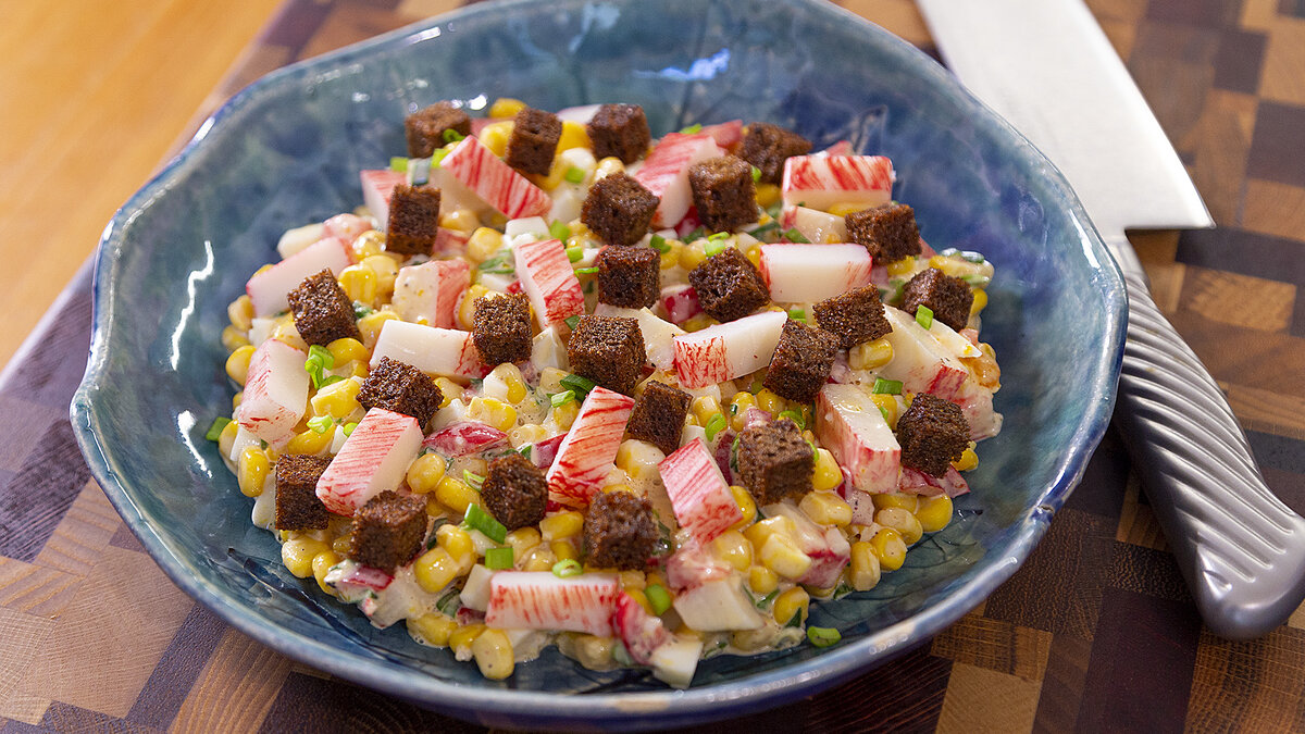 Салат с крабовыми палочками