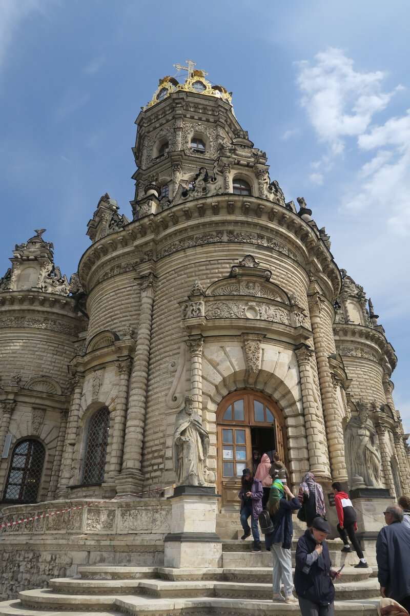 Церковь Знамения Пресвятой Богородицы в Дубровицах.