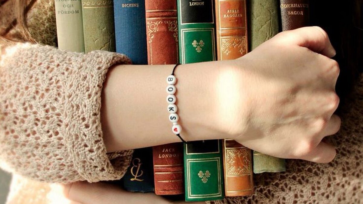 Подписывайтесь на мой канал, так Вы поддержите его и не пропустите новые публикации. Фото создано из свободного доступа сети Интернет