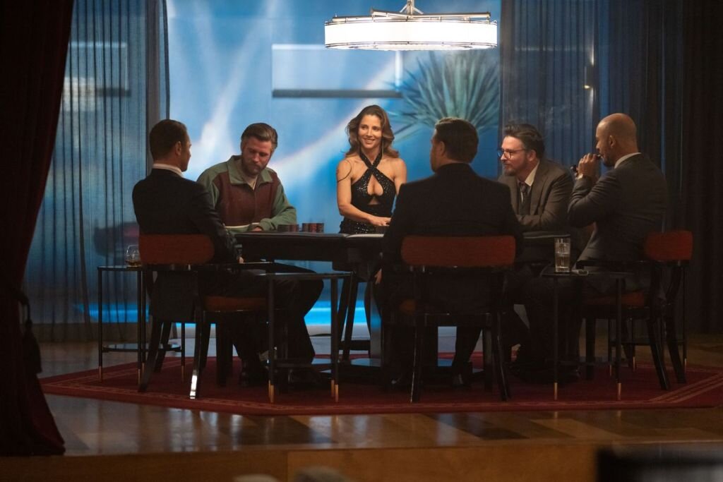 Фрагмент из картины  "Покерфейс" 2022 года