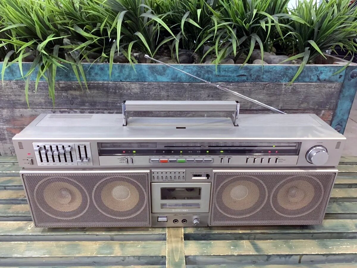 PIONEER SK 900 магнитола