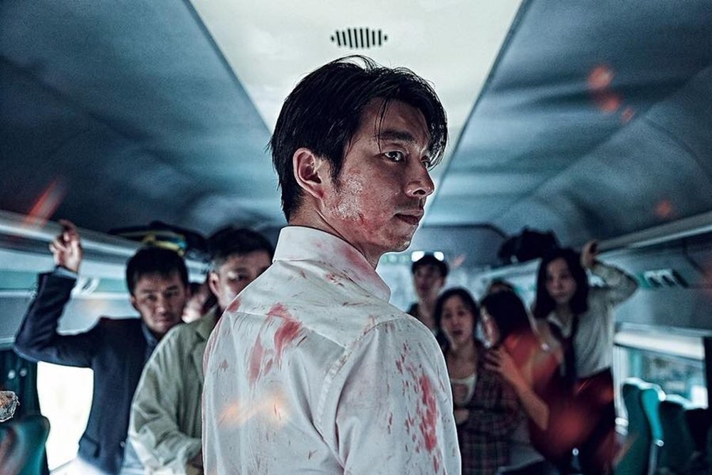 Год премьеры: 2016
Производство: Южная Корея
Жанр: ужасы, боевик, триллер
Режиссёр и сценарист: Ён Сан-Хо
В ролях: отличные актеры с очень сложными именами
Рейтинг КиноПоиск: 7
Рейтинг IMDb: 7,5