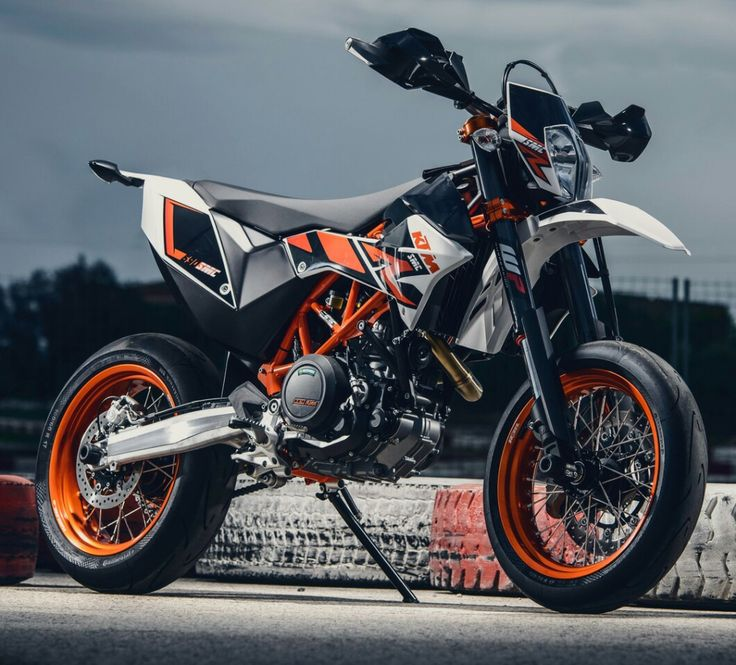 KTM 690 SMC R. 