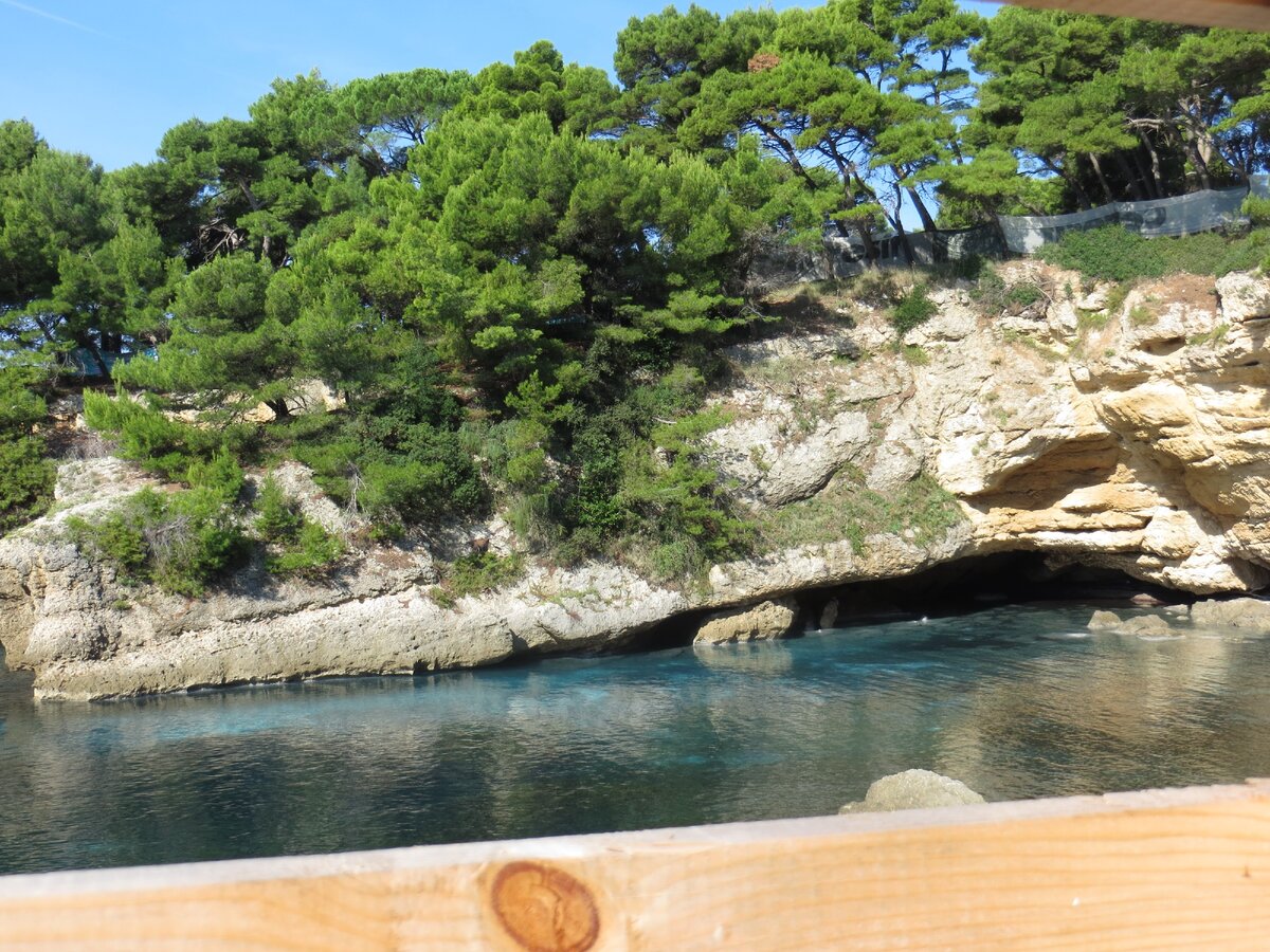 Женский пляж, Черногория. Самая красивая бухта Монтенегро.