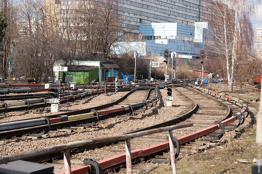 Депо Калужское Московского метрополитена. Депо Калужская метрополитен. Электродепо метрополитена Калужское. Станция Калужская в депо.