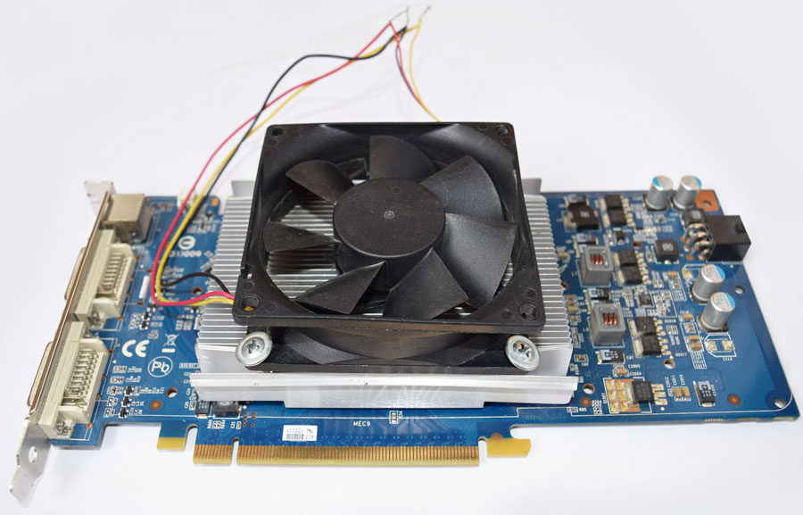 Как сделать так чтобы видеокарта работала. Видеокарта gt630 с вентиляторы 2. NVIDIA 710gt охлаждение. GEFORCE 710 2gb 2 кулера. Gt630 видеокарта разбор кулера