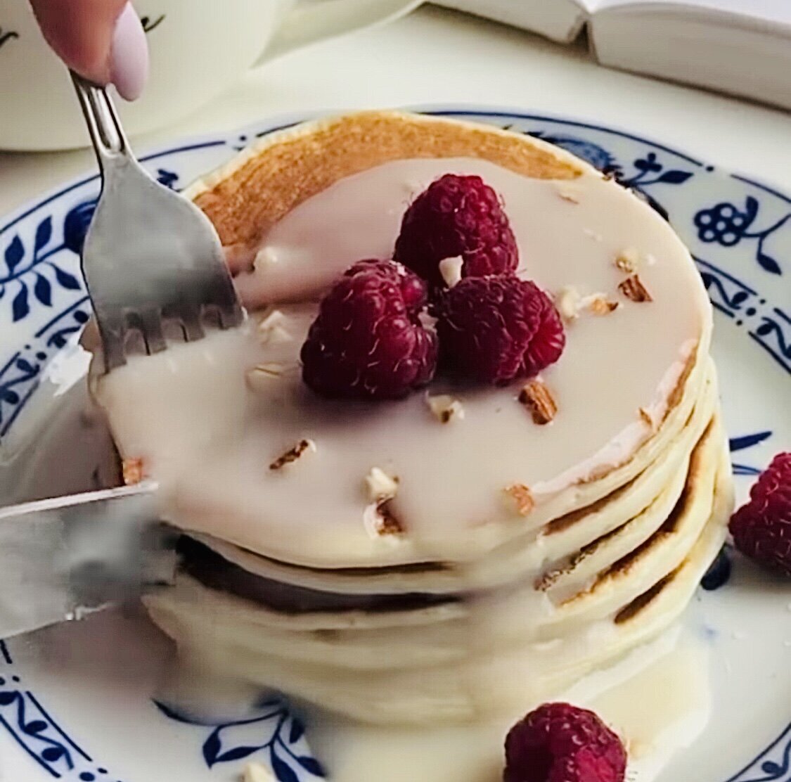 🍓🍯🥞 Хороший рецепт для завтрака в выходной день, панкейки получаются мягкими, нежными и вкусными 🍓🍯🥞
