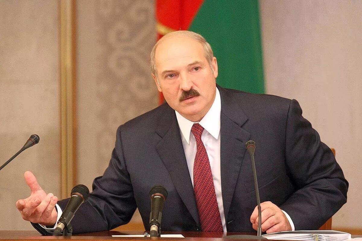 https://news.myseldon.com/ru/news/index/236088045