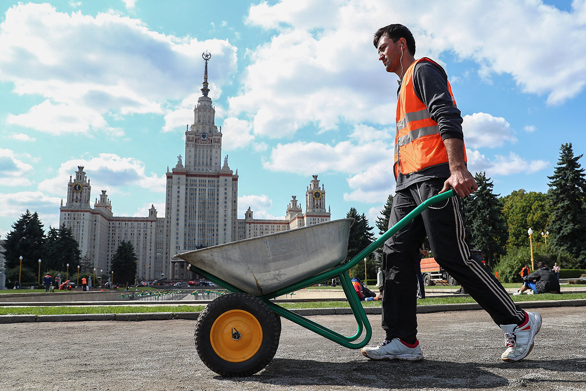 В Узбекистане в будущем году введут обязательное профобучение для  мигрантов, легально выезжающих на работу за границу | Новости Узбекистана  Podrobno.uz | Дзен