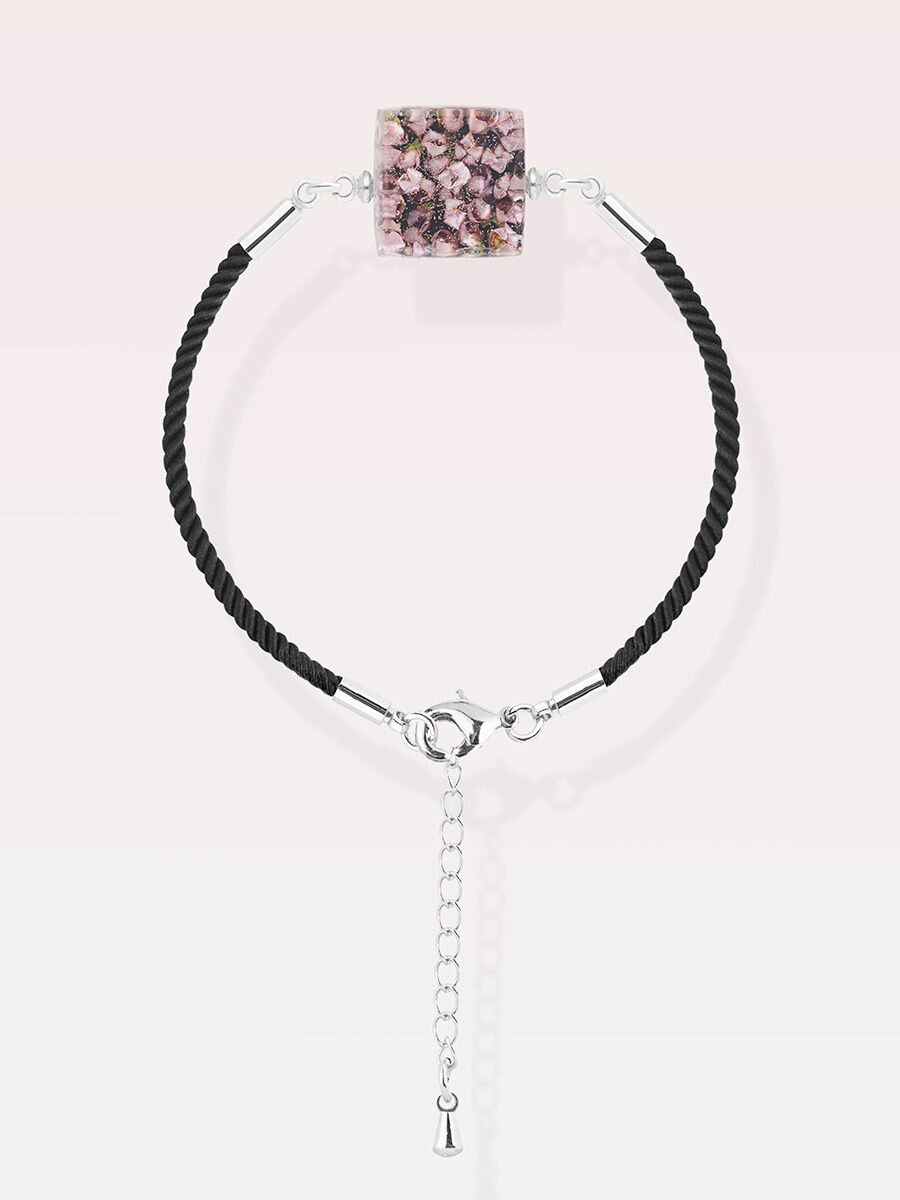 Браслет, внутри которого вереск