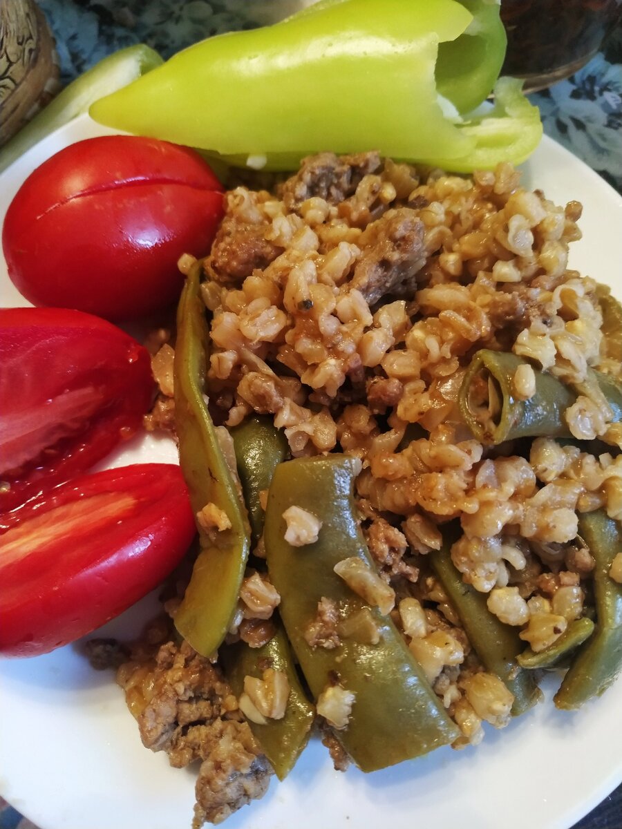 Полба с, фаршем говяжьим и фасолью