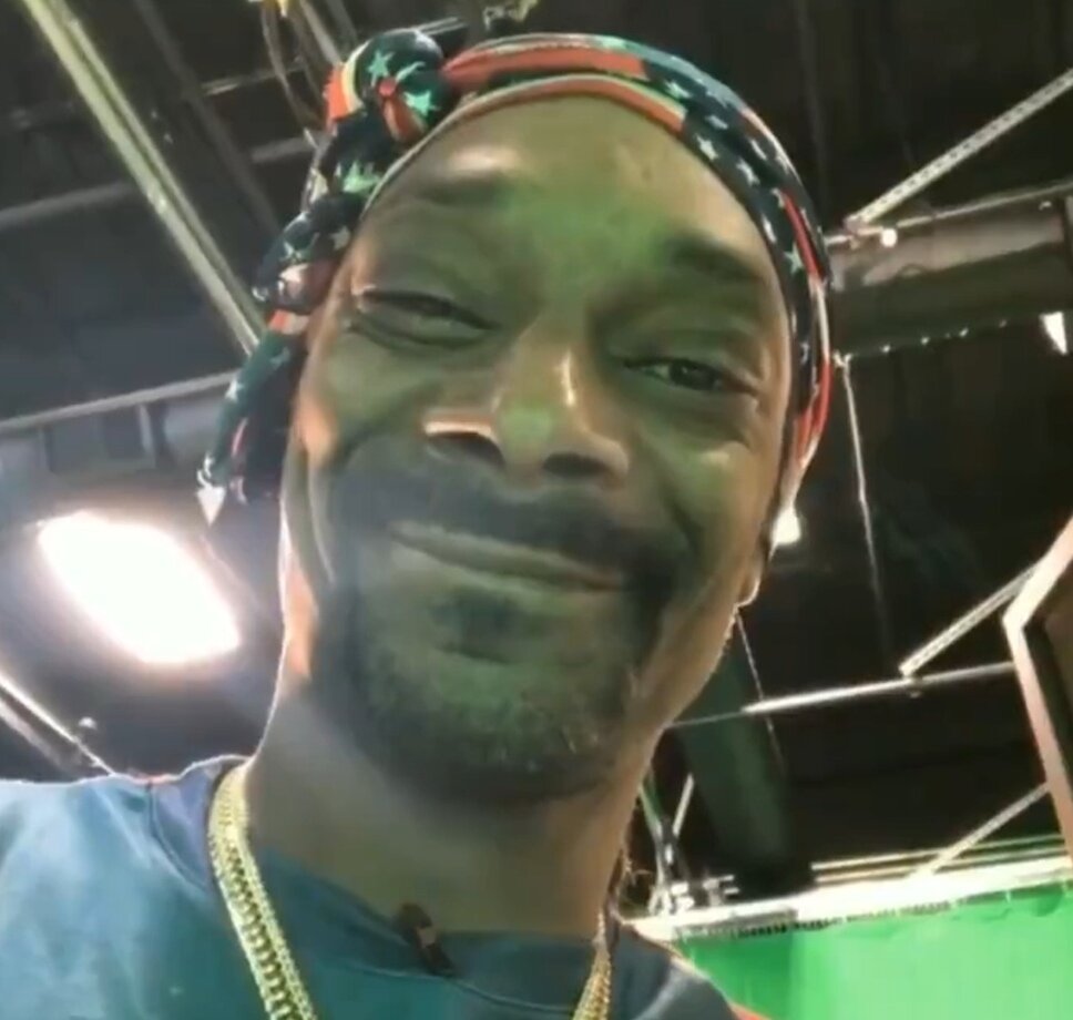 Snoop Dogg счастлив 😊